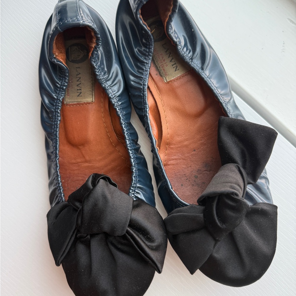 Lanvin Ballet Flats- Size 6 | Navy Patent & Black Satin w/ Bow | Designer Shoes